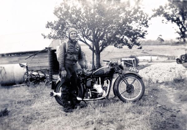 9 1948 Dec 31 Dad leaving omeo 600x419